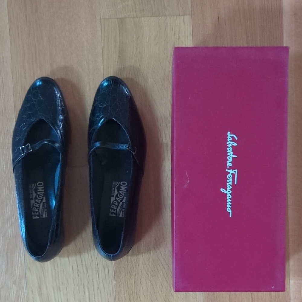 Salvatore Ferragamo Black Embossed Leather Flats